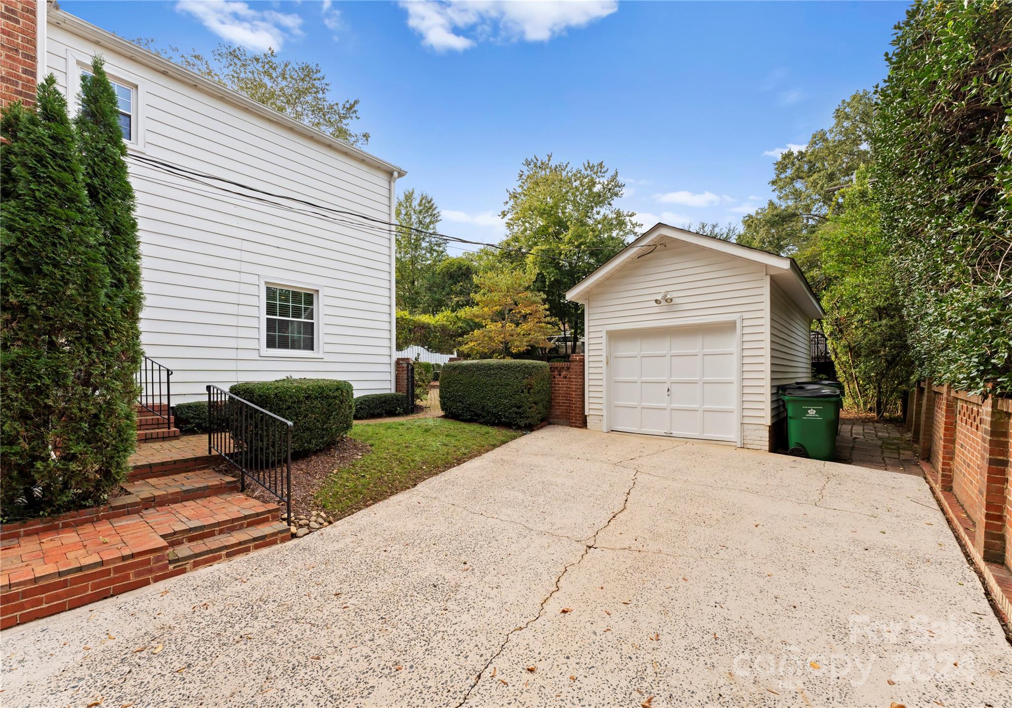 Myers Park - Residential