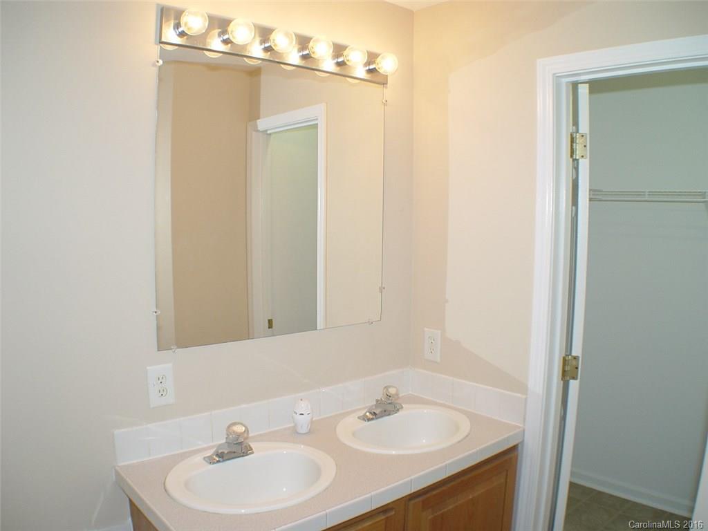 Shady Oaks - Residential