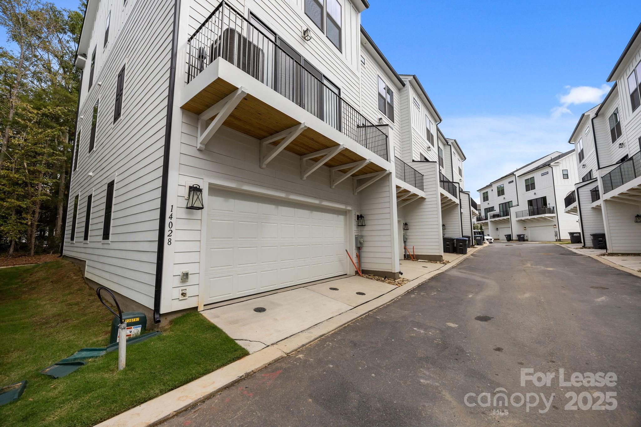 Ballancroft Towns - Residential Lease