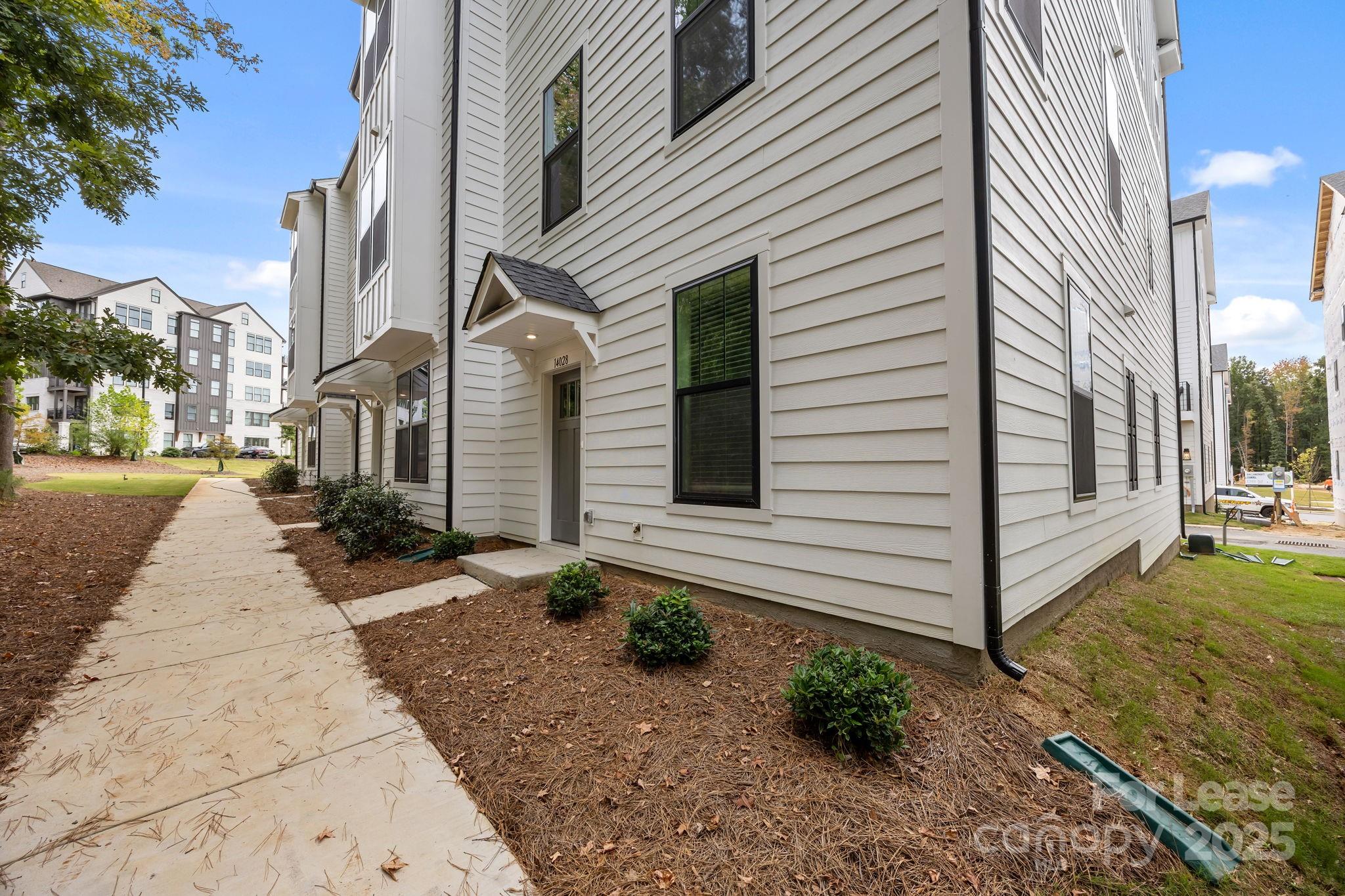 Ballancroft Towns - Residential Lease