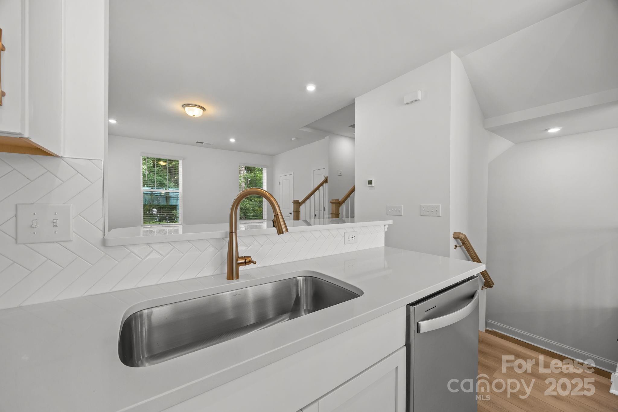 Ballancroft Towns - Residential Lease