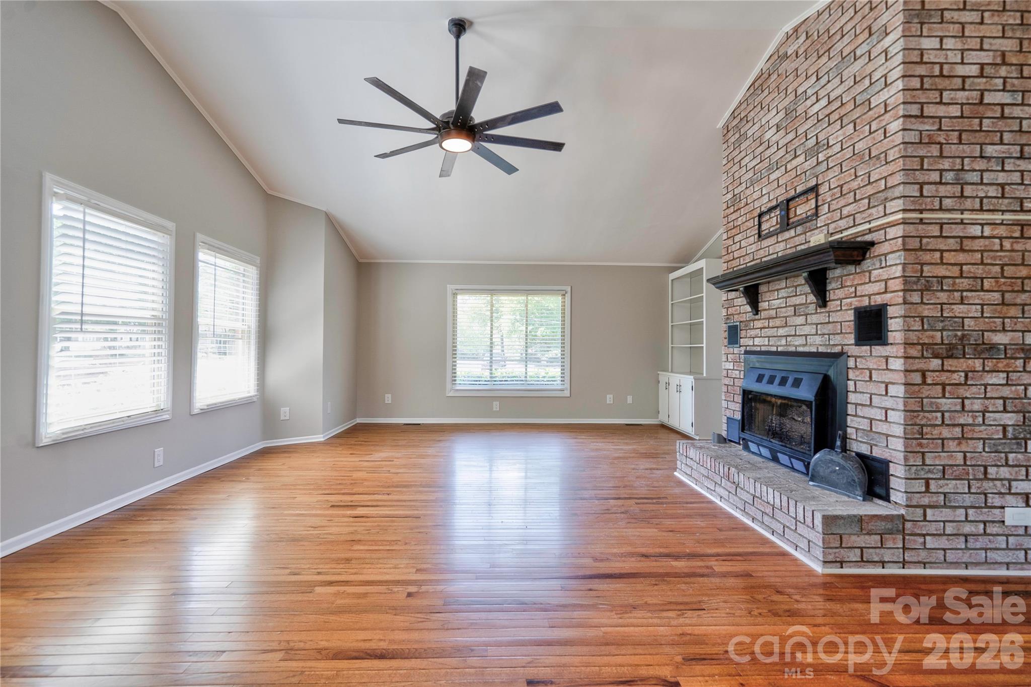 Knollwood - Residential