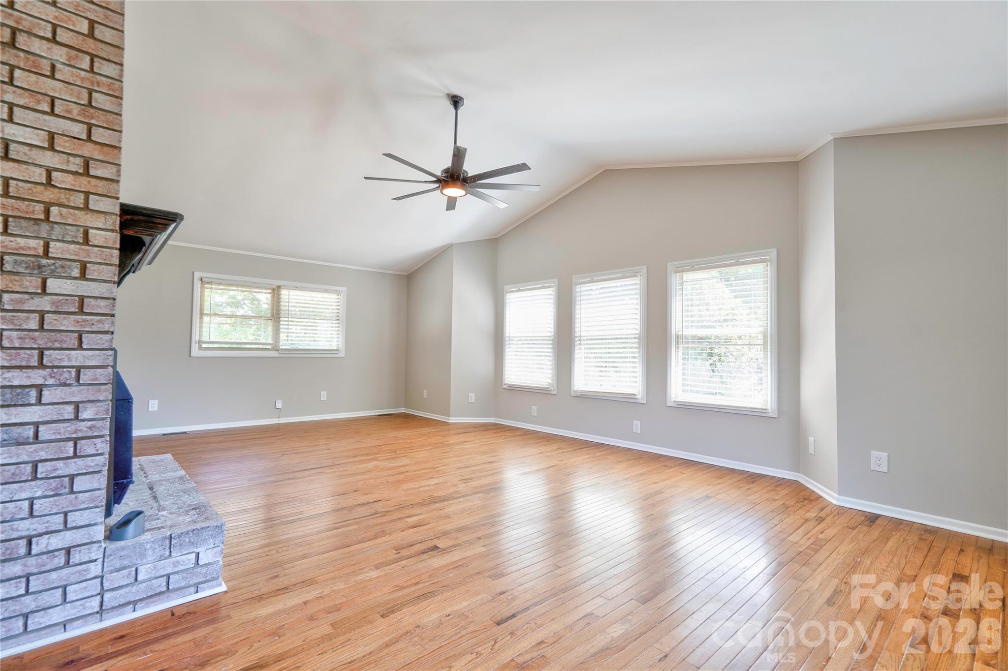 Knollwood - Residential