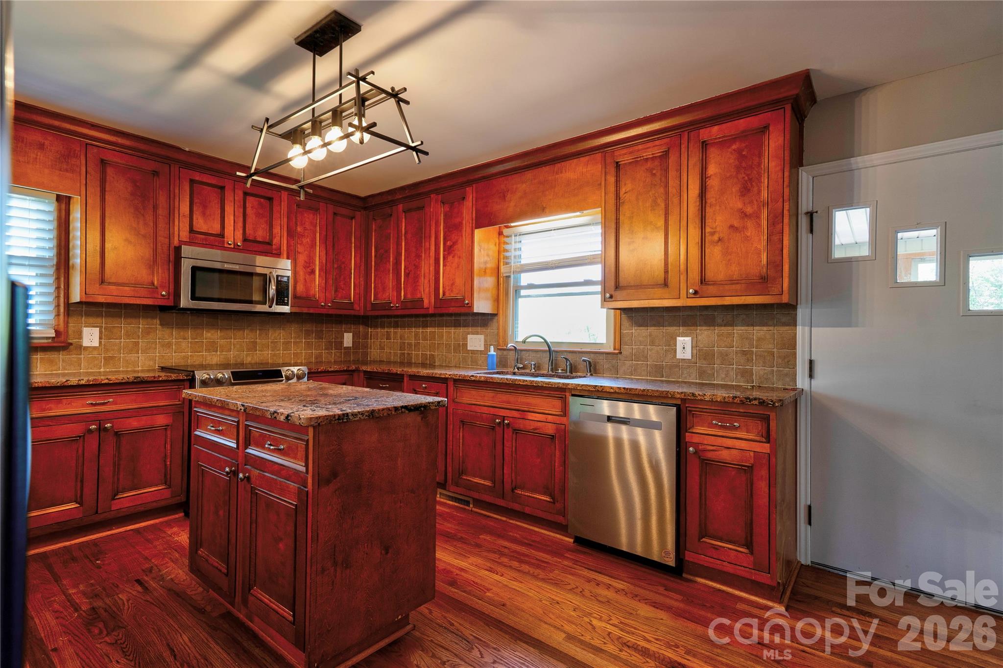 Knollwood - Residential