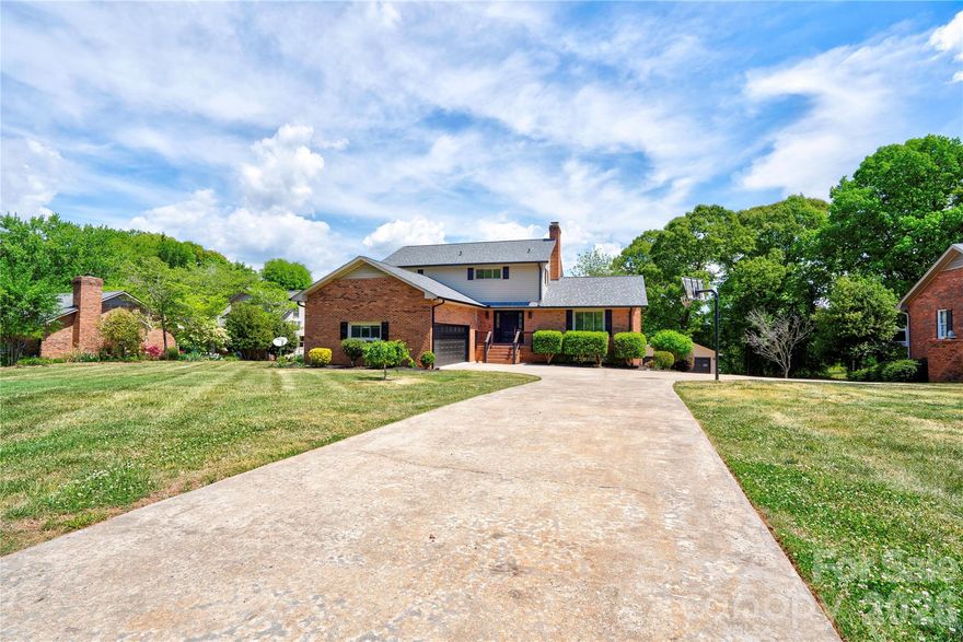 Up for sale is this 3 bedroom 2.5 bath with a two car garage in the desirable Knollwood neighborhood. The main floor has hardwoods throughout with plenty of space for entertaining. The kitchen offers custom cabinets and granite countertops that offer ample storage prep space. It also includes stainless steel appliances that convey. A large living room that gives you several different options for a layout as well as gas logs. Sunroom off the back of the house that overlooks the in ground pool. Upstairs has a new tub and tile shower as well as LVP flooring. Bedrooms are very spacious with plenty of closet space. Basement has an open floor plan with a bar for pool days and game days. Trex decking. Swimming pool had a new liner, pump, and motor installed in 2025. New roof and gutters in 2025. Both HVAC units were replaced in 2024. New insulation in 2024. Detached two car garage.