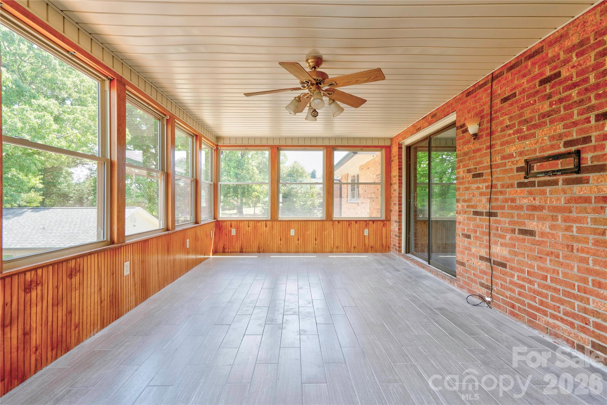 Knollwood - Residential