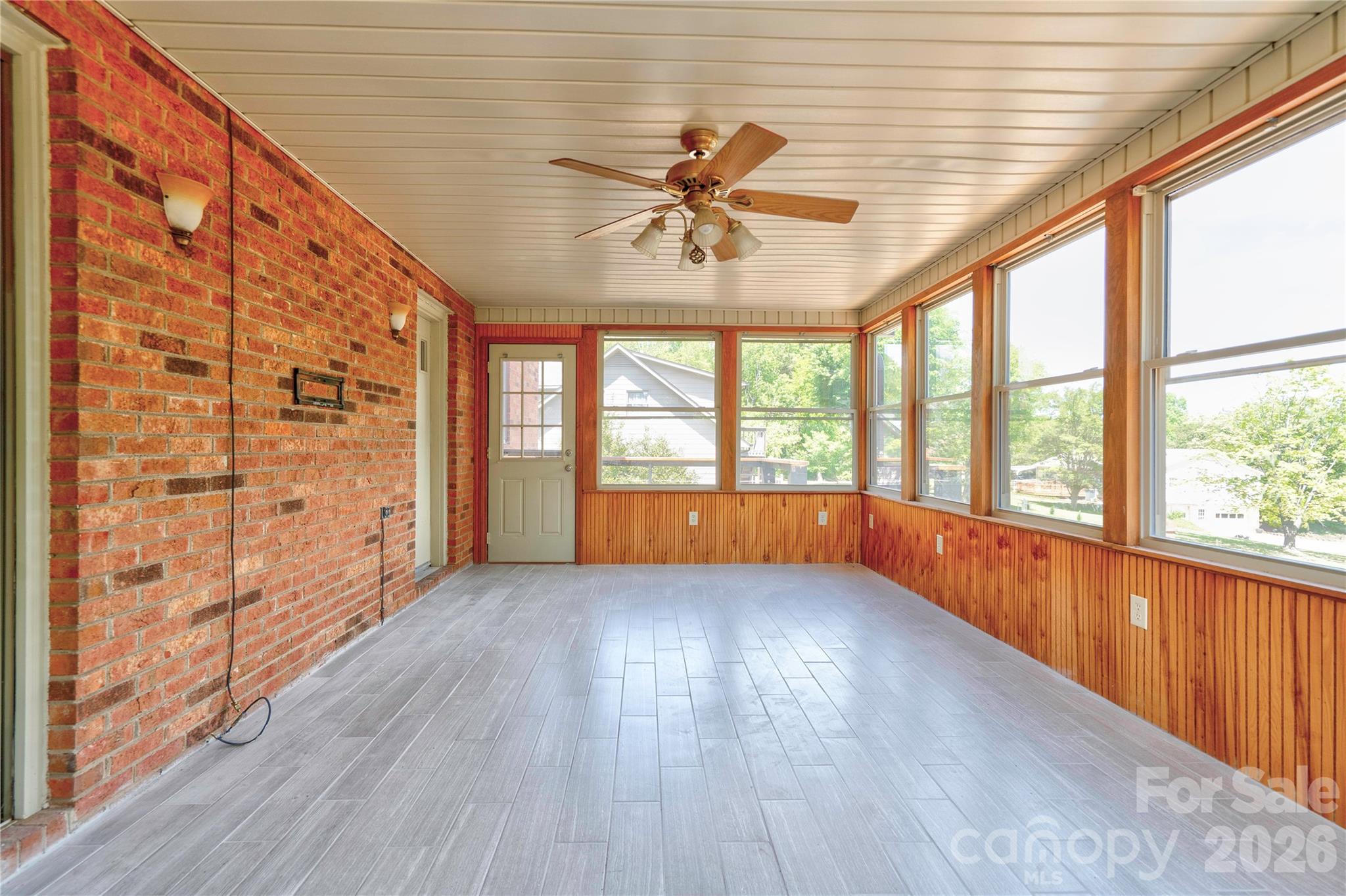 Knollwood - Residential