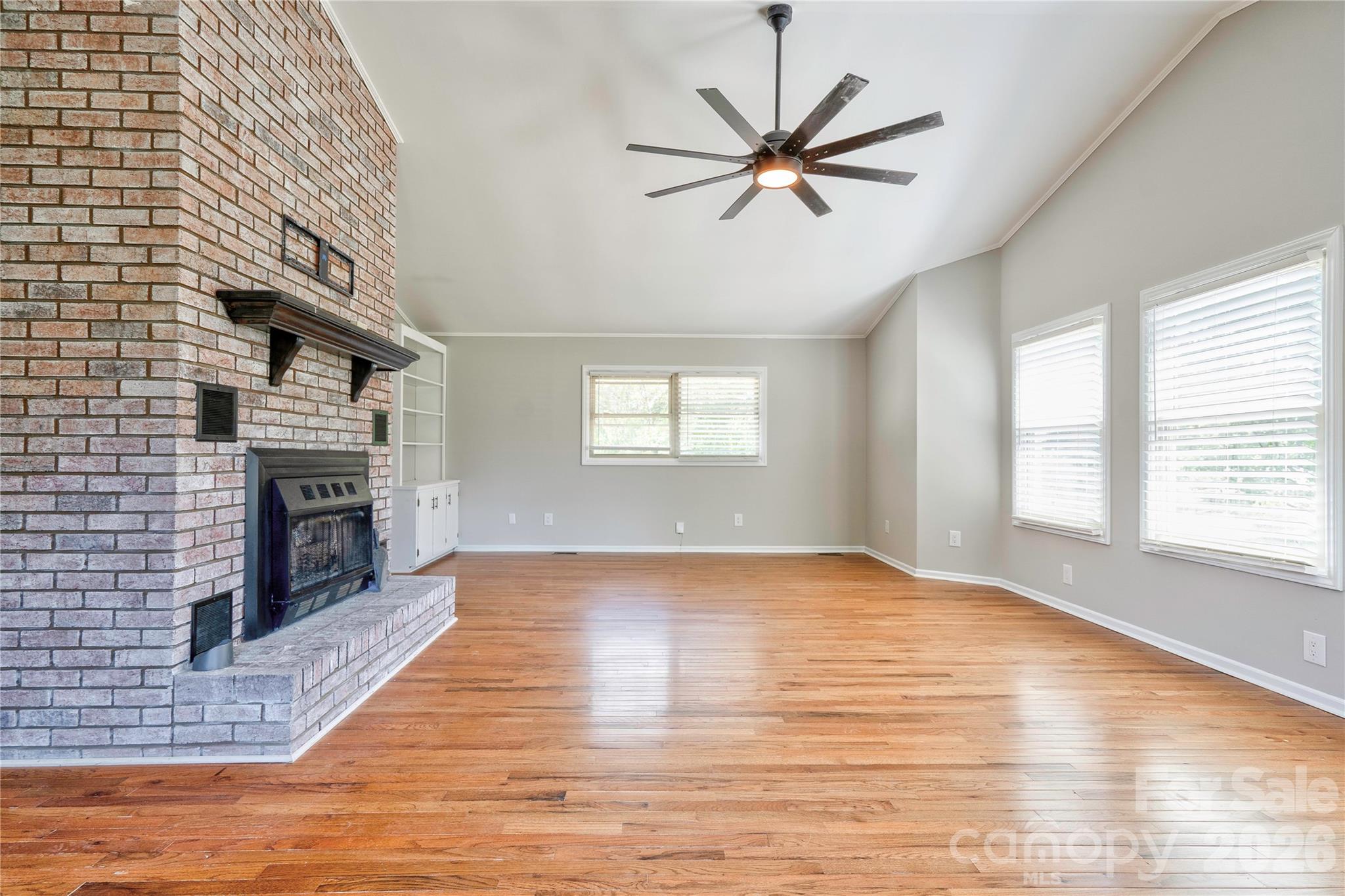 Knollwood - Residential