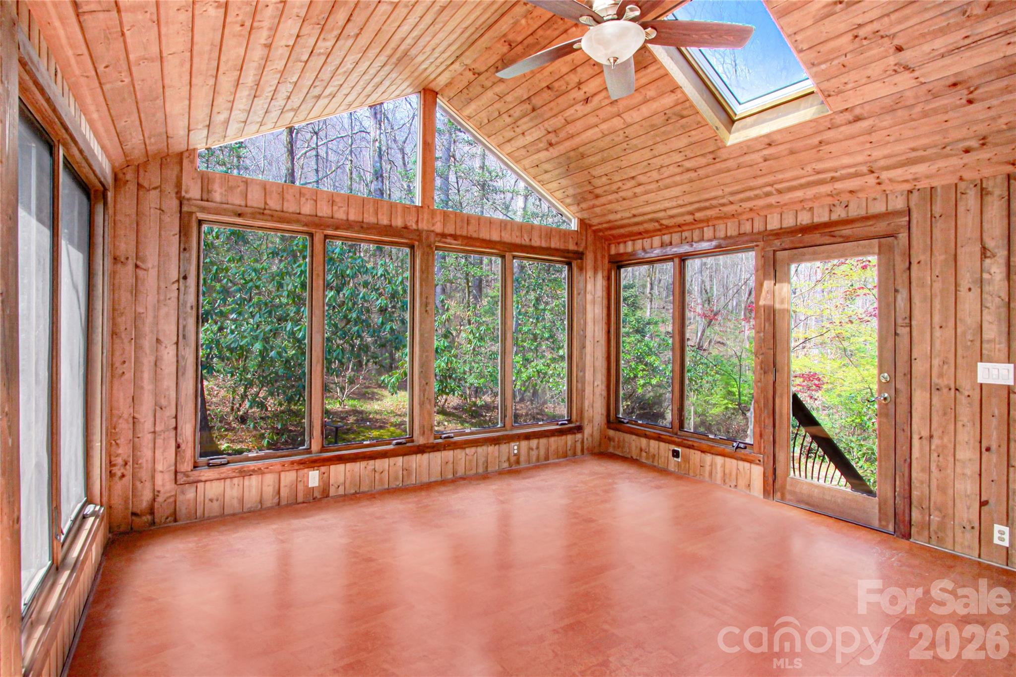 Illahee Hills - Residential