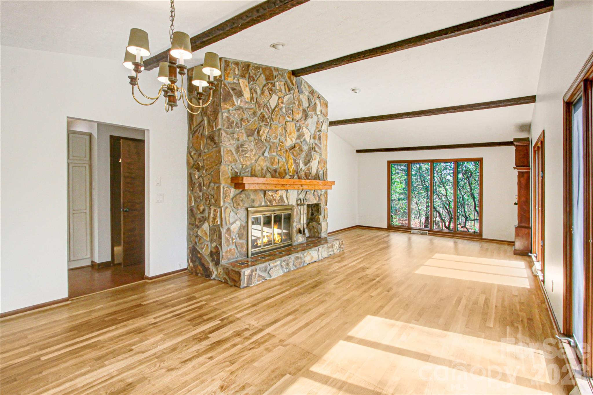 Illahee Hills - Residential