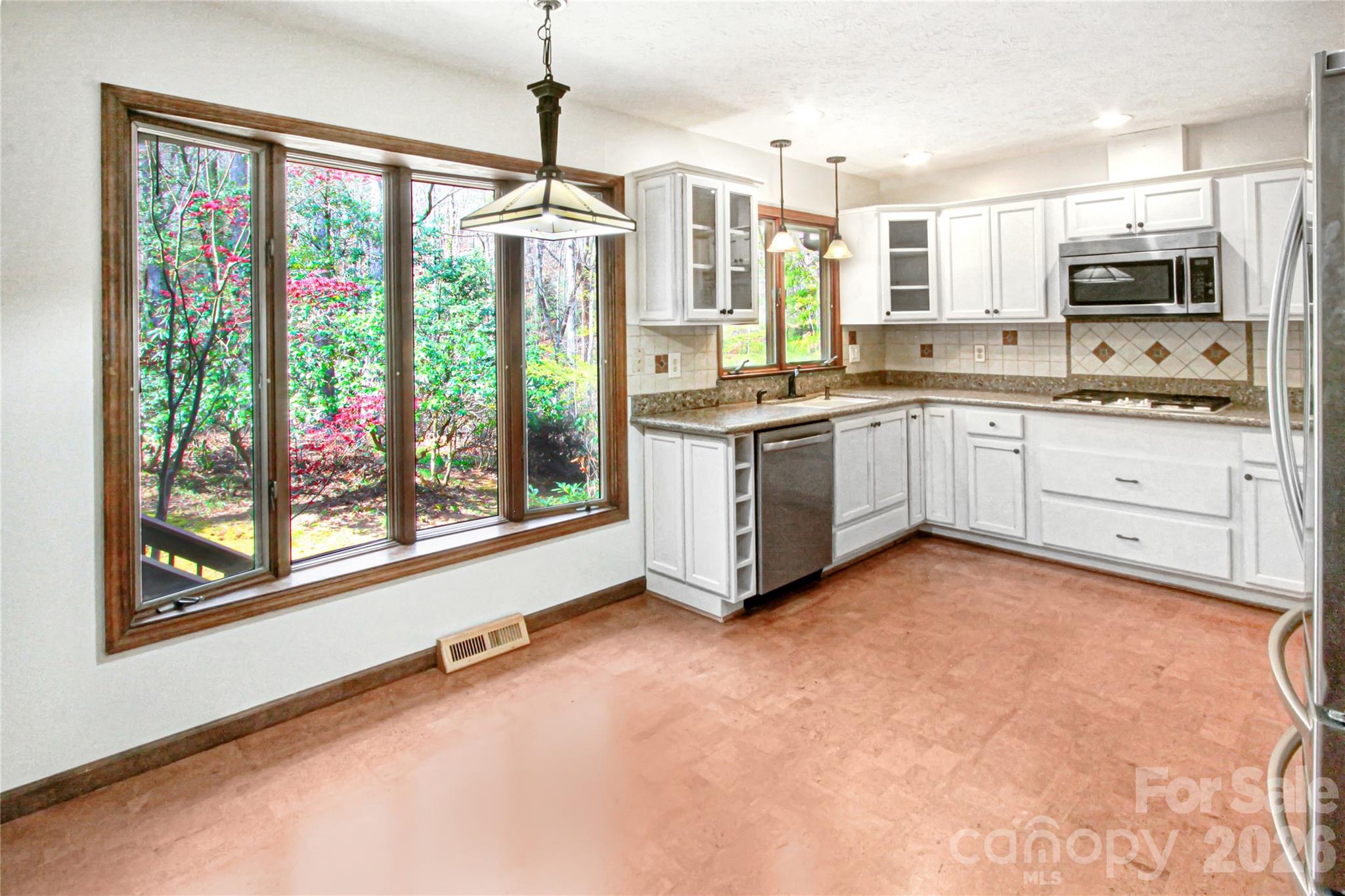 Illahee Hills - Residential