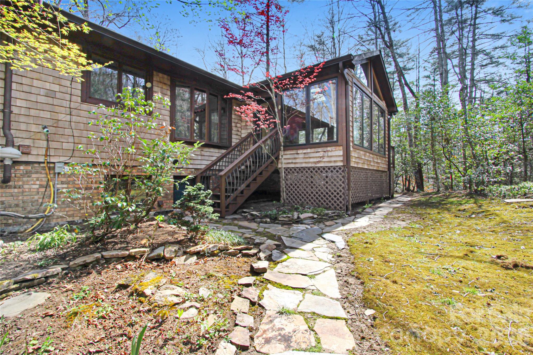 Illahee Hills - Residential