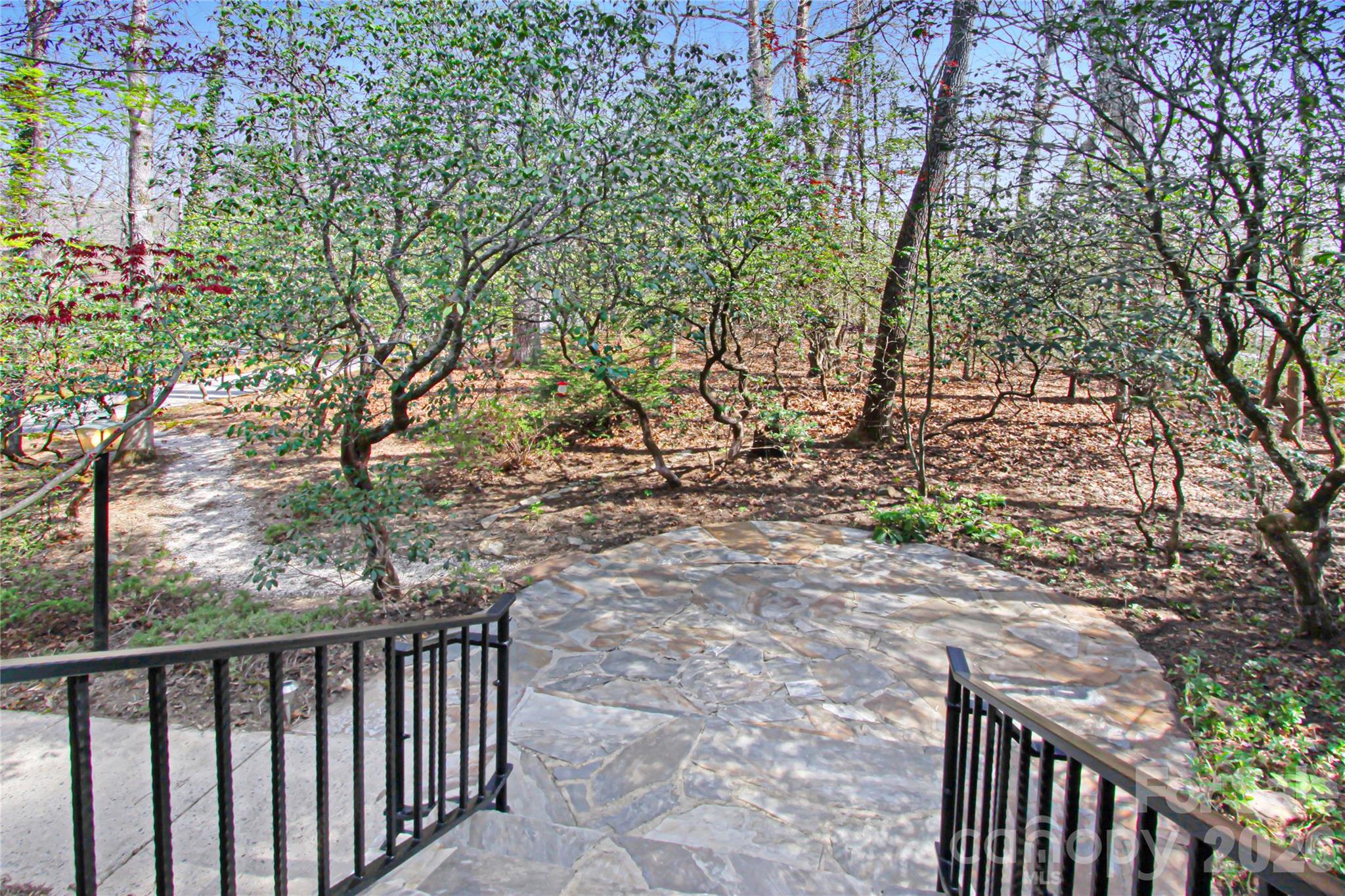 Illahee Hills - Residential