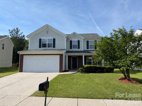 Photo of 5103 Stowe Derby Drive, Charlotte, NC 28278 (MLS # 4396624)