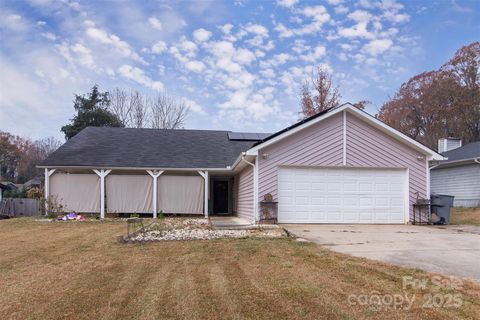 4715 Cricklewood Lane Charlotte NC 28212