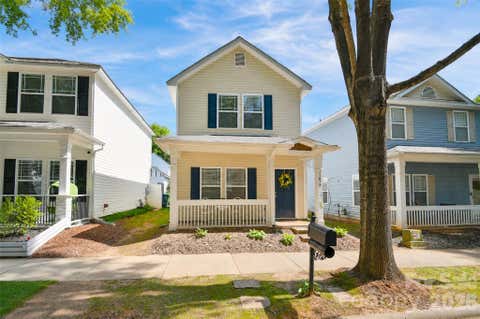 Photo of 13039 Windy Lea Lane, Huntersville, NC 28078 (MLS # 4416176)