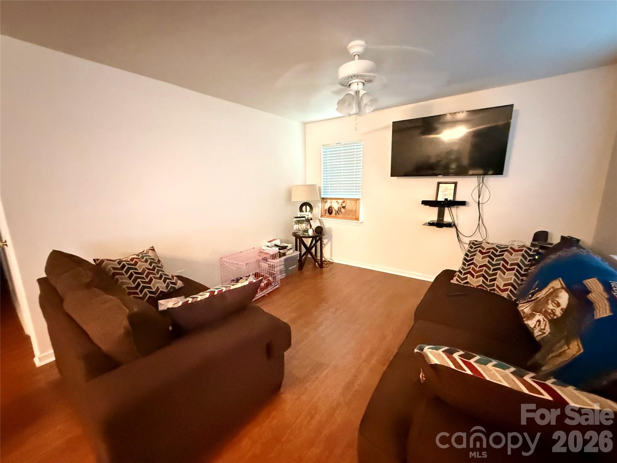 2209 Julia Avenue