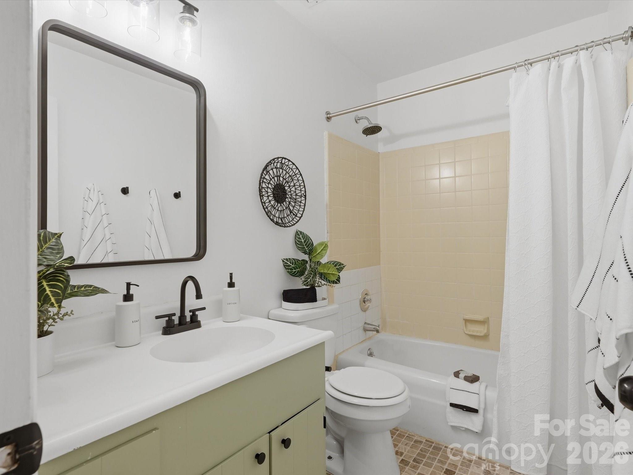 Candlewood - Residential