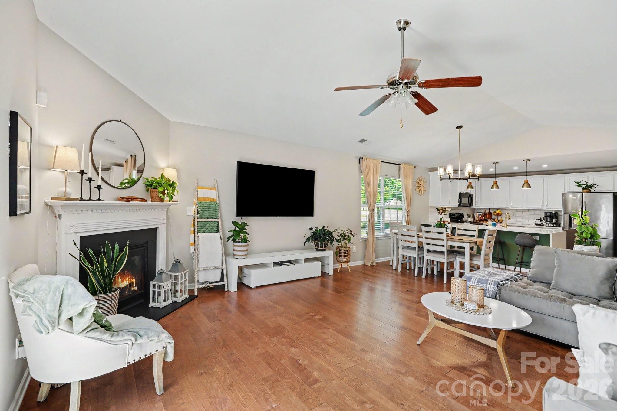 Northlake Landing - Residential