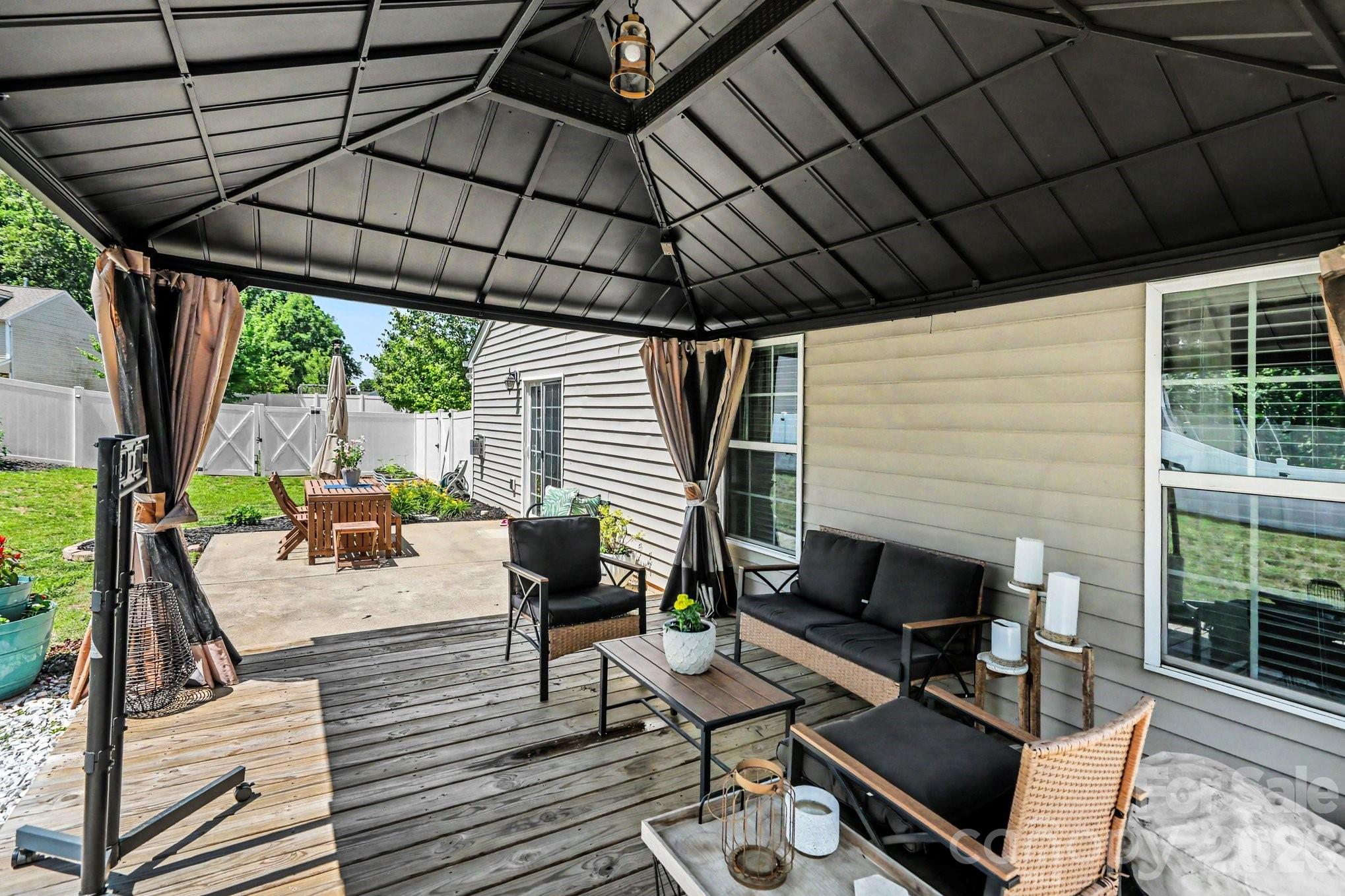 Northlake Landing - Residential
