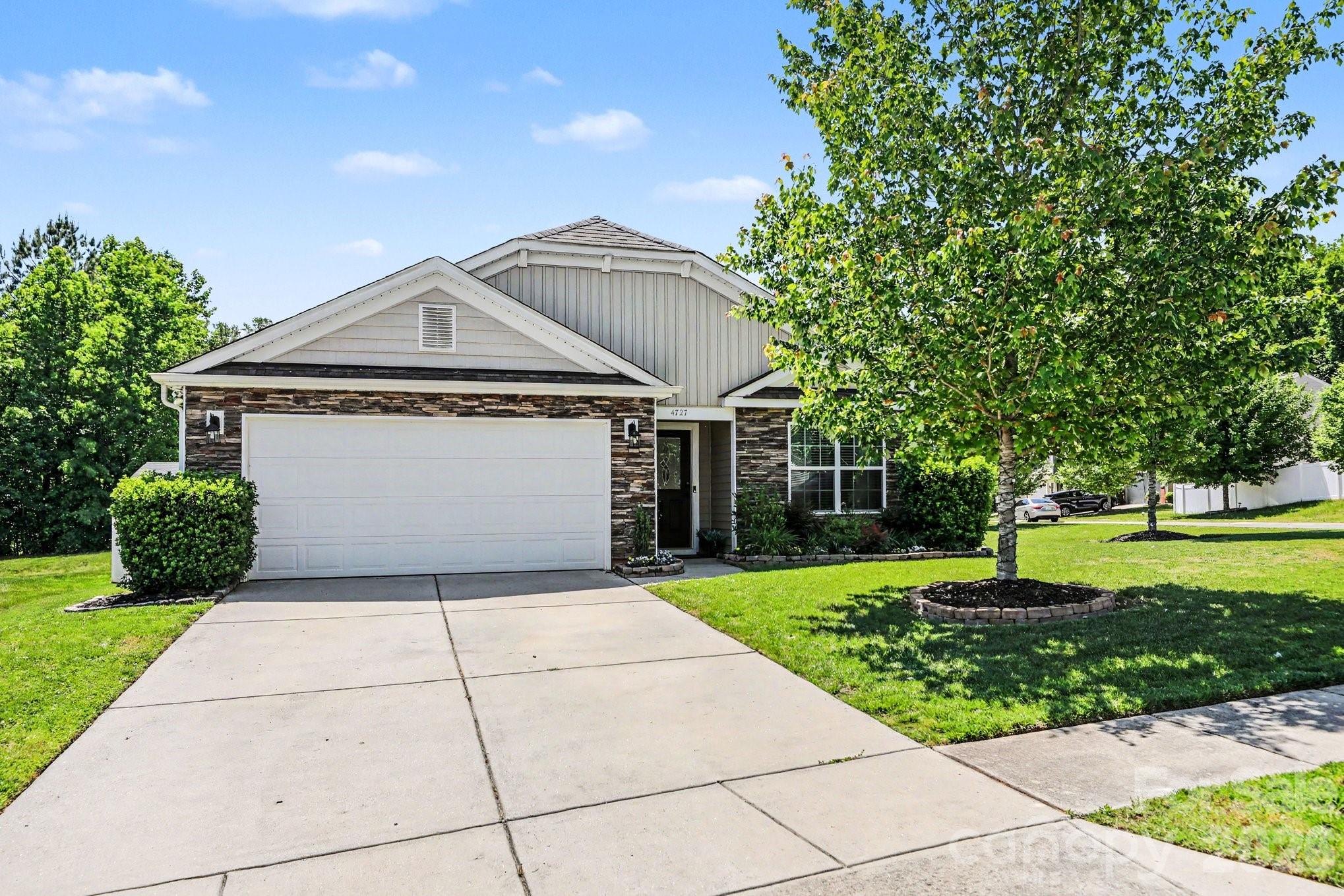 Northlake Landing - Residential