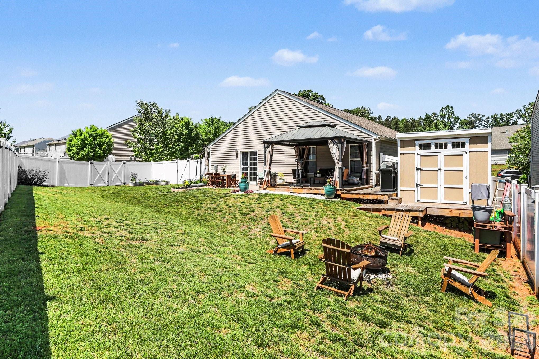 Northlake Landing - Residential