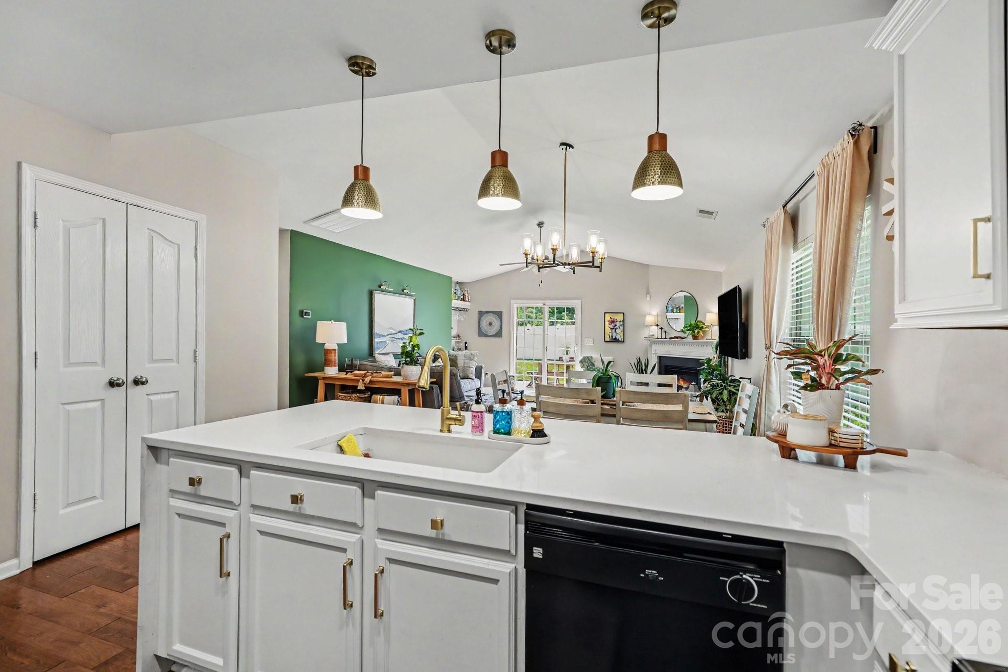 Northlake Landing - Residential