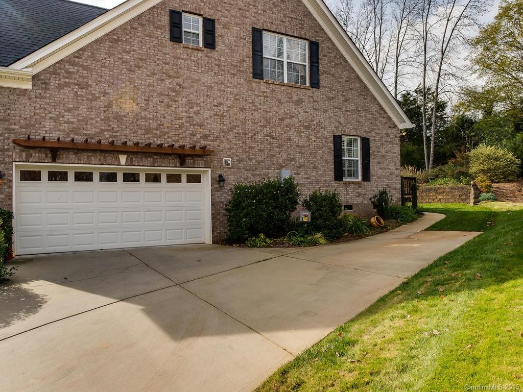 Regent Park - Residential