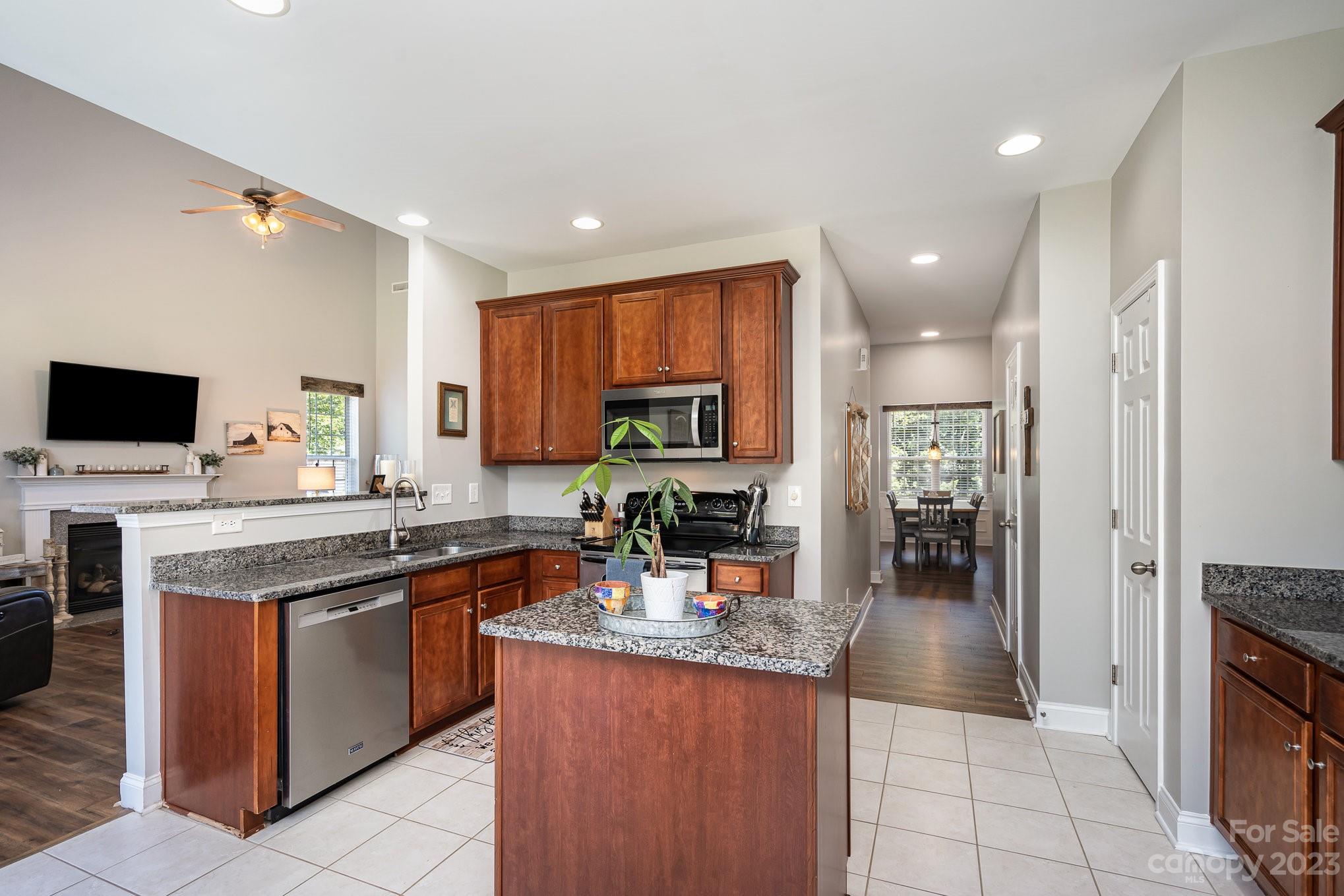 Barium Seasons Village - Residential