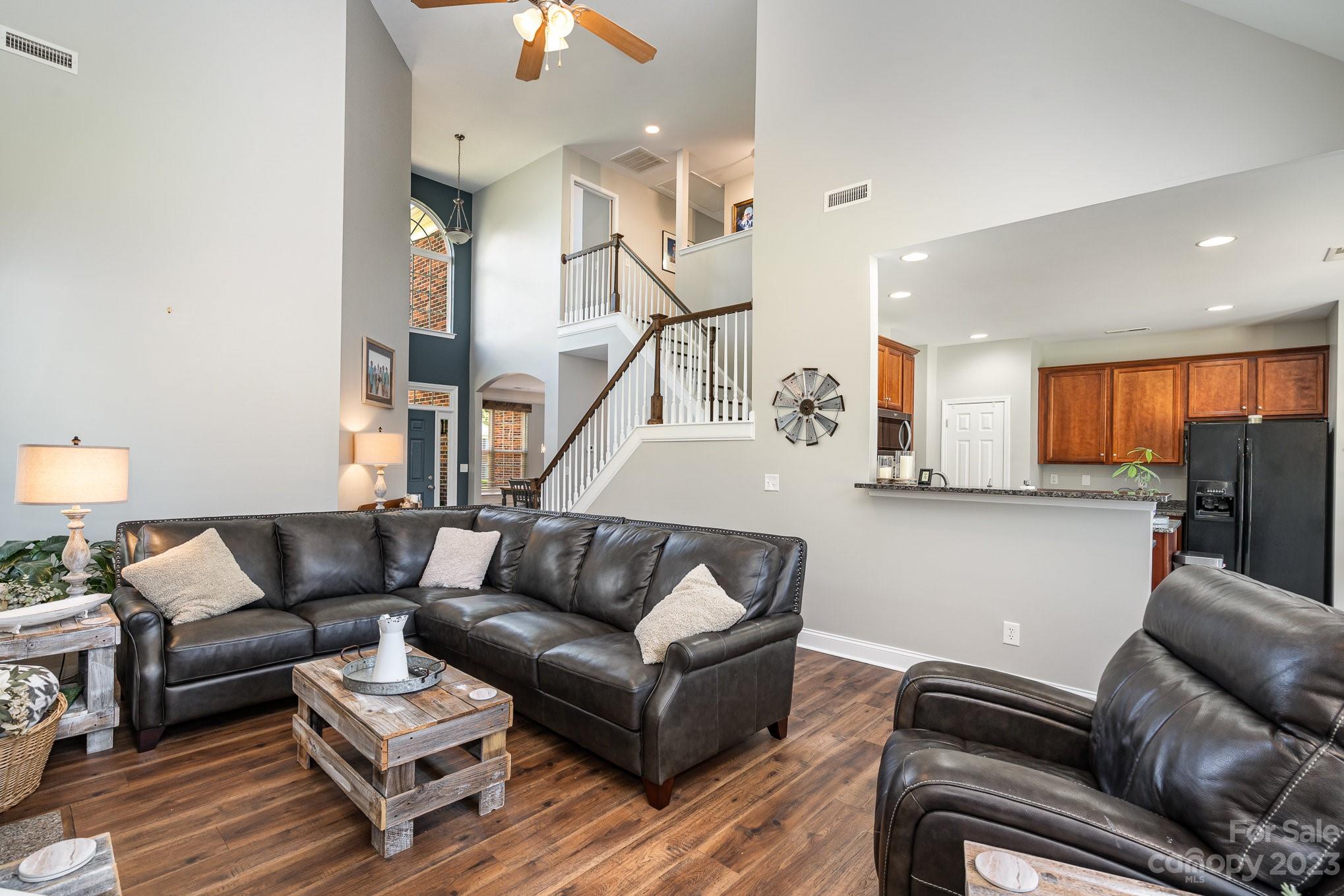 Barium Seasons Village - Residential