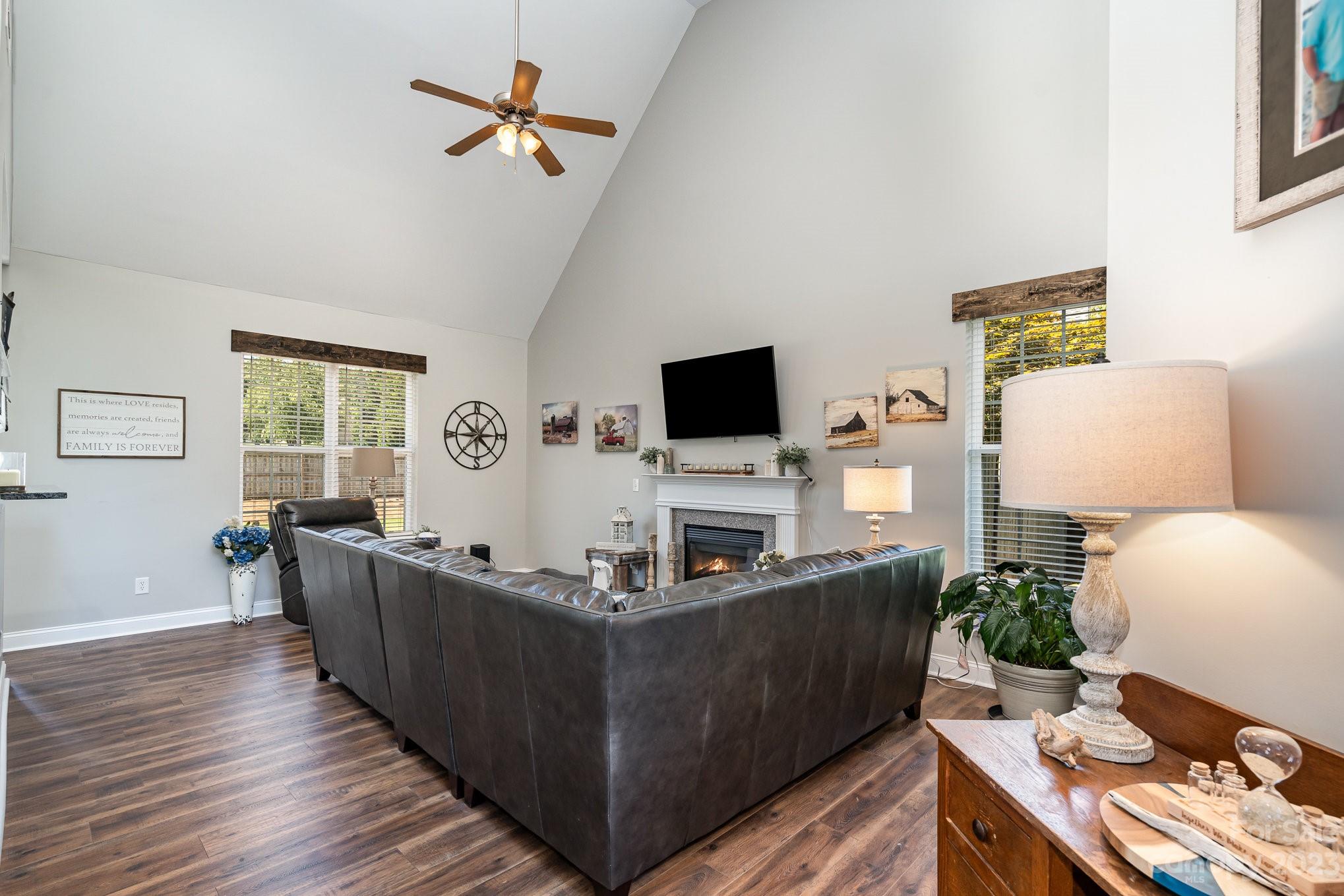 Barium Seasons Village - Residential