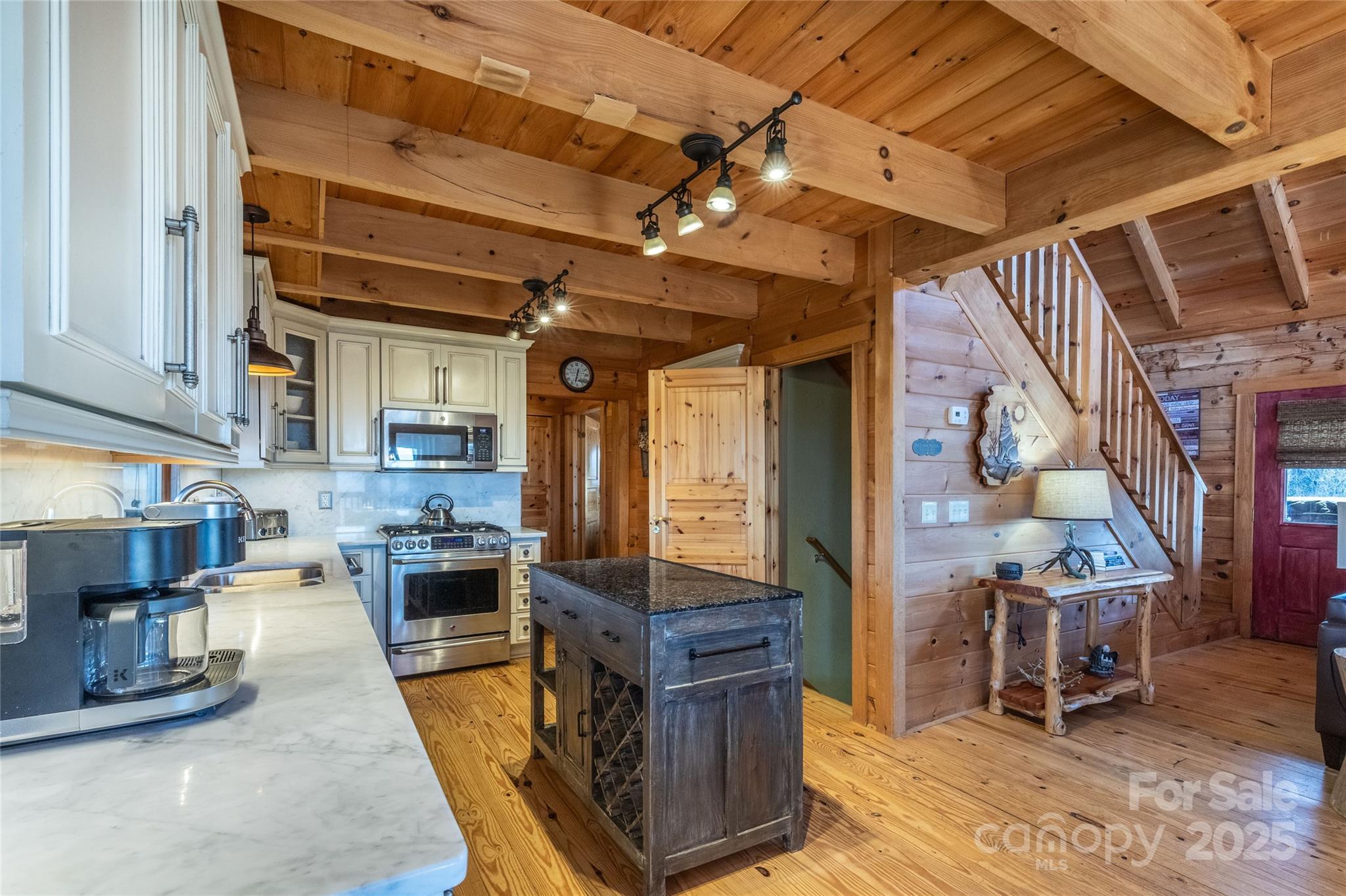 534 Eagles View Road