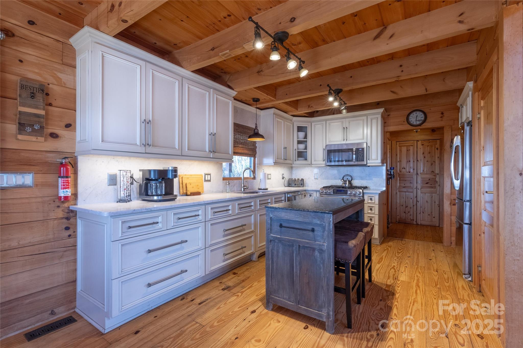 534 Eagles View Road