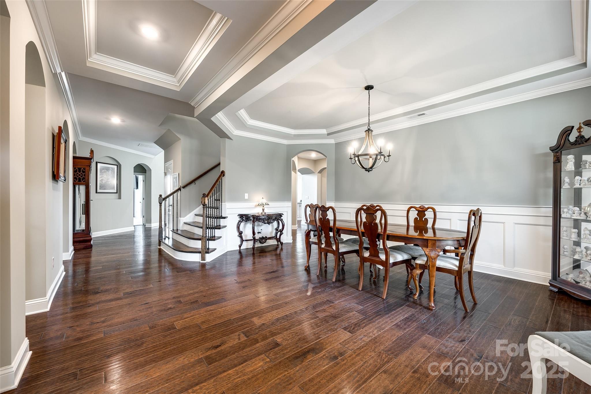 4220 Thames Circle