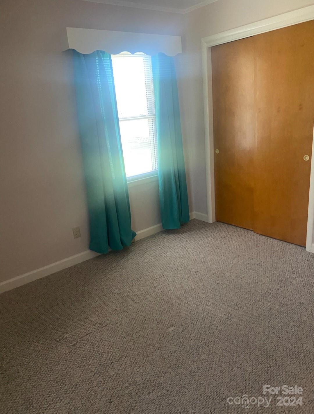 Royal Oaks - Residential