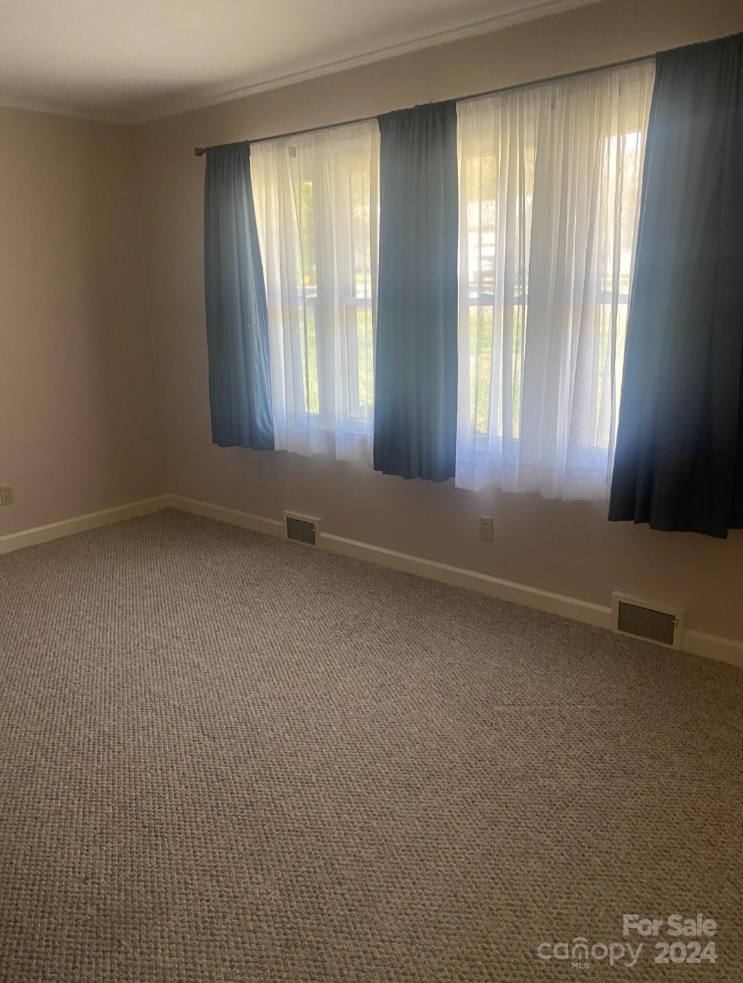 Royal Oaks - Residential