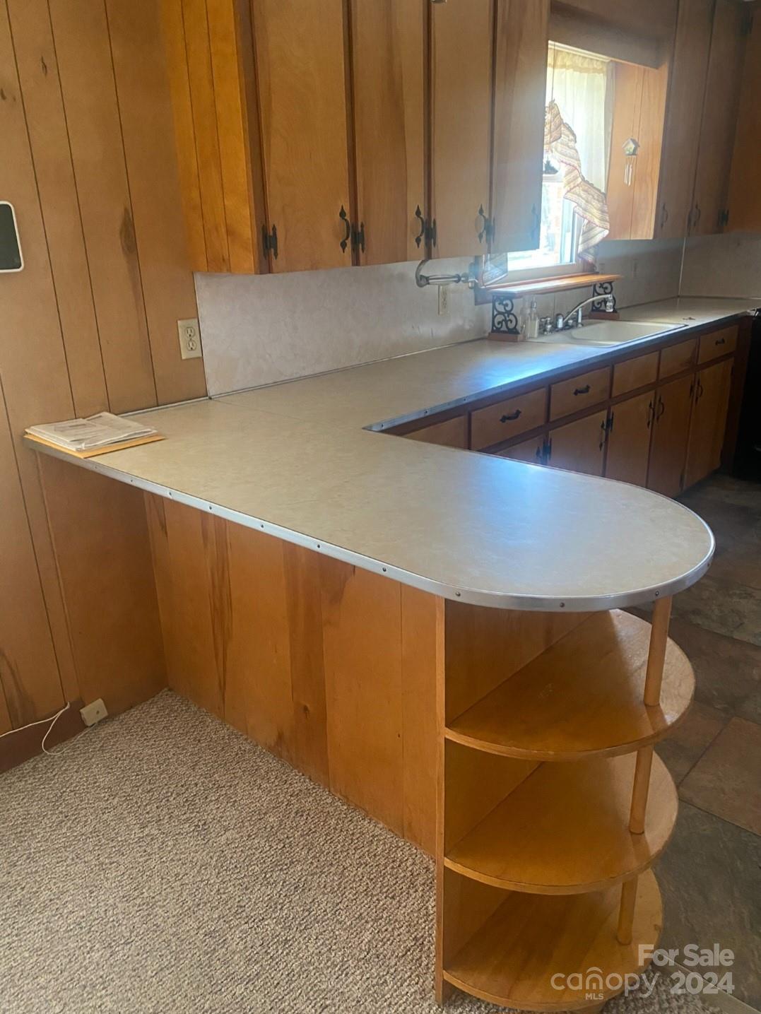 Royal Oaks - Residential