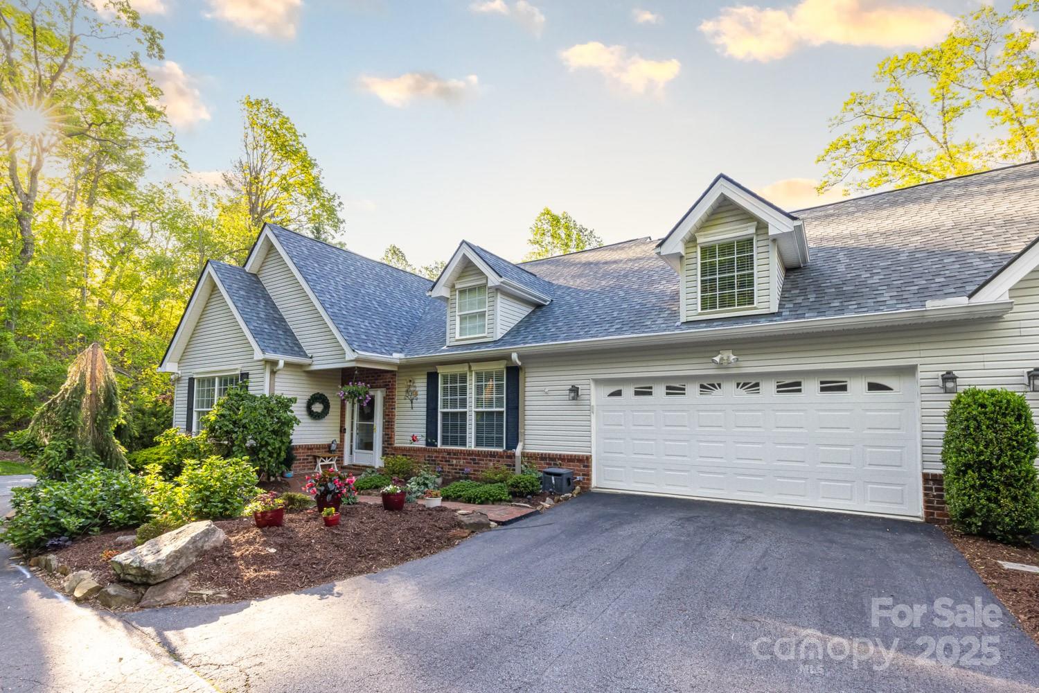 127 Poppy Lane