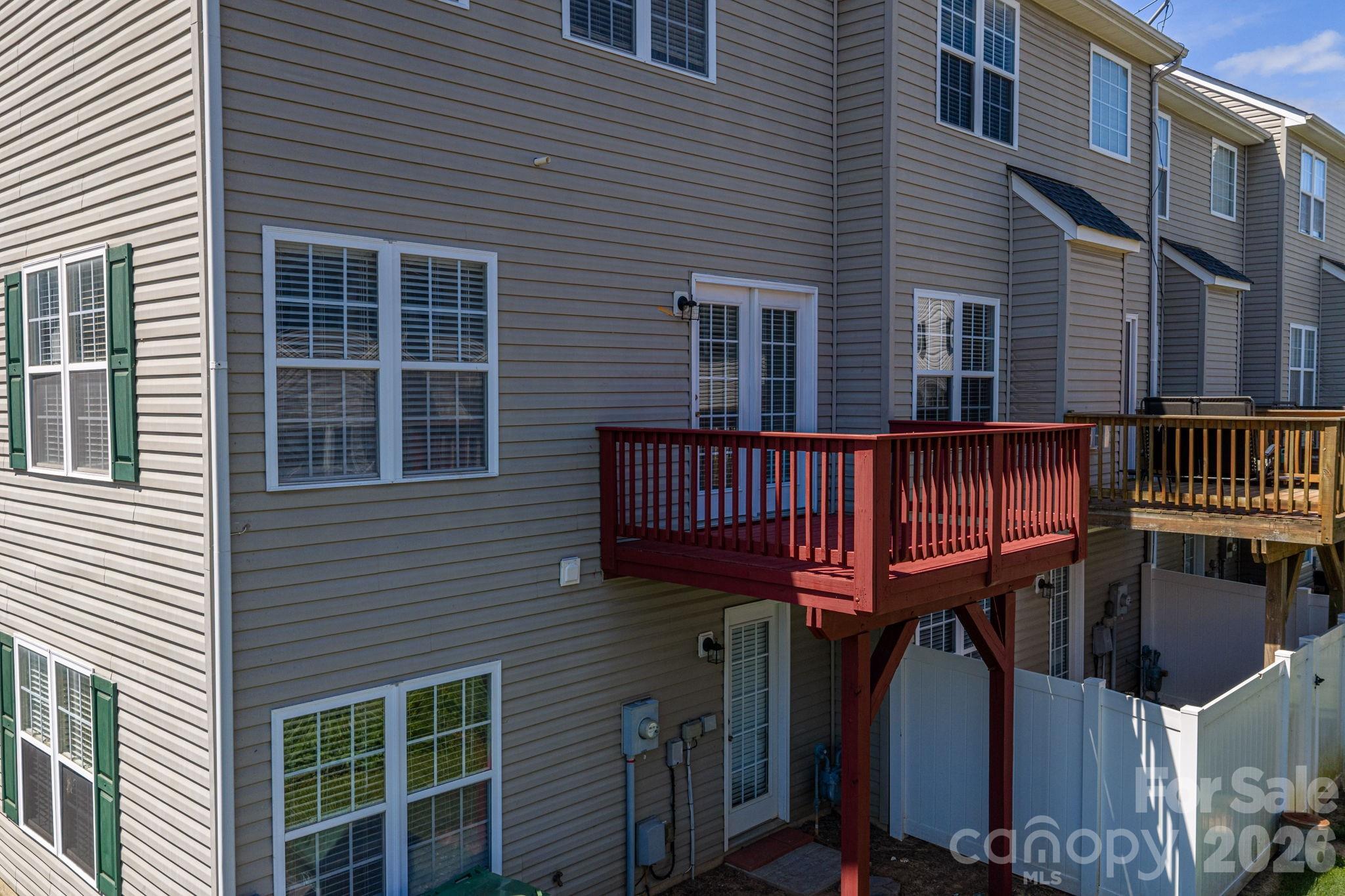 Riverfront - Residential