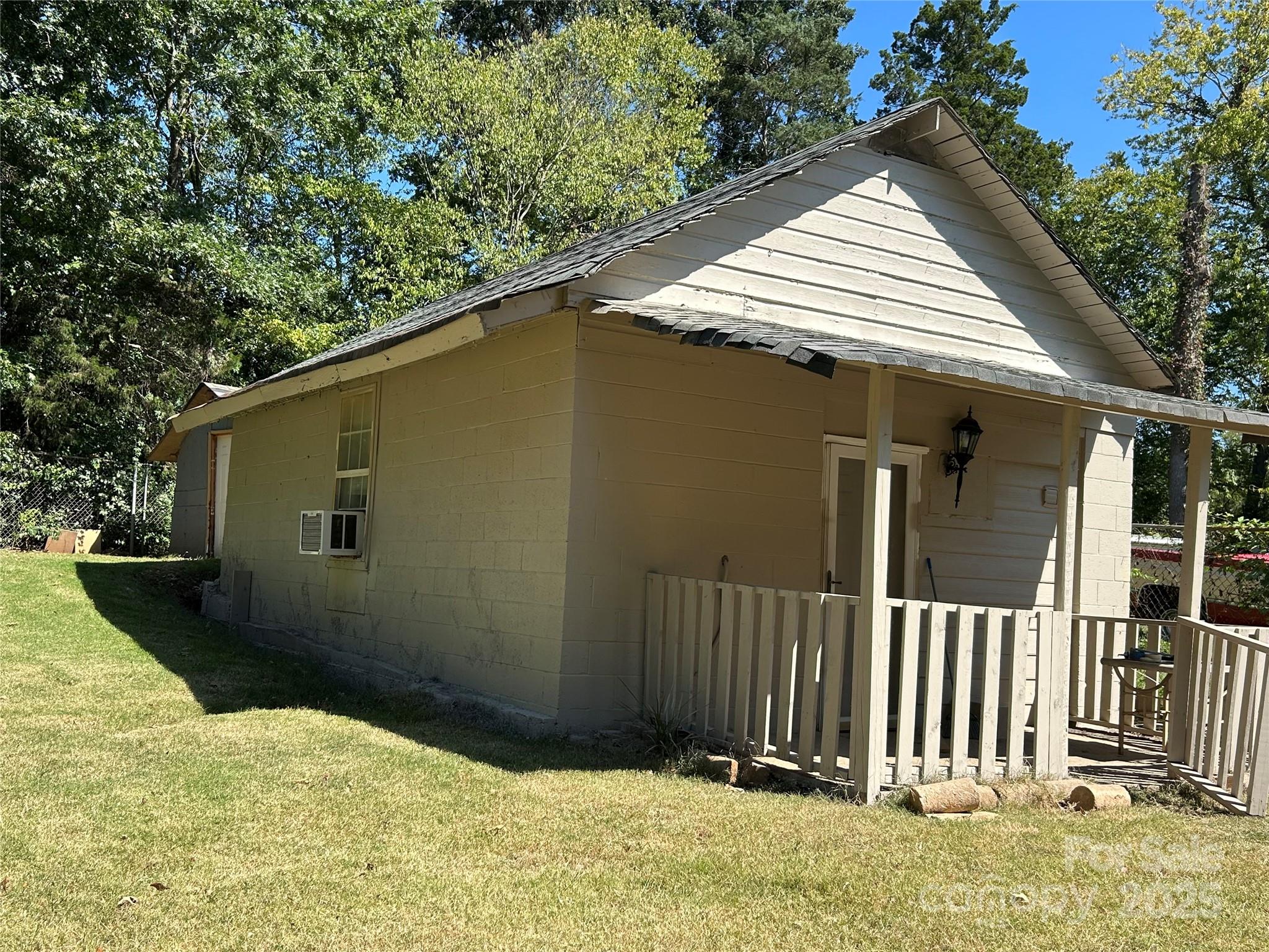 636 Sheryl Circle