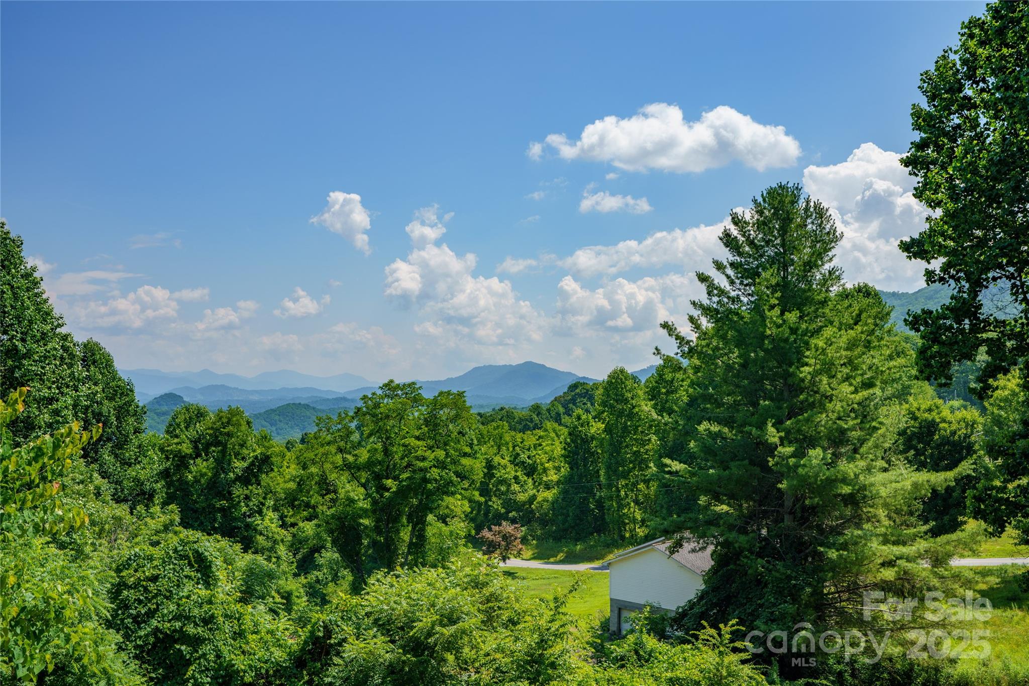 518 Acres View Drive
