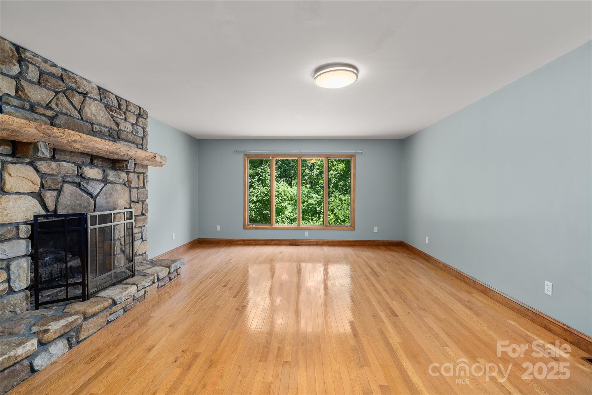 518 Acres View Drive