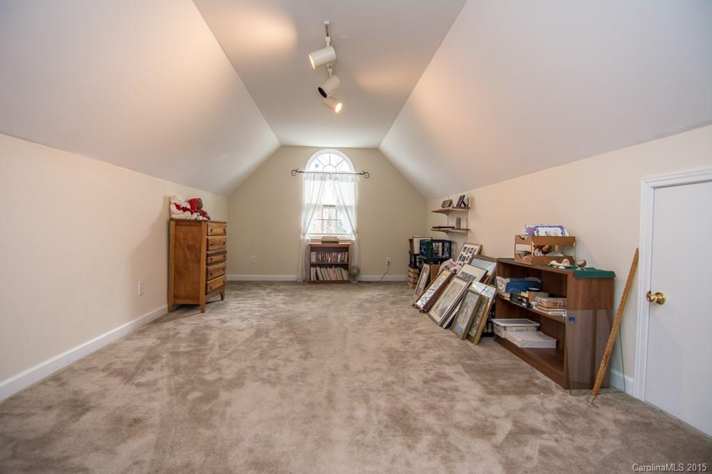 Colonial Village - Residential