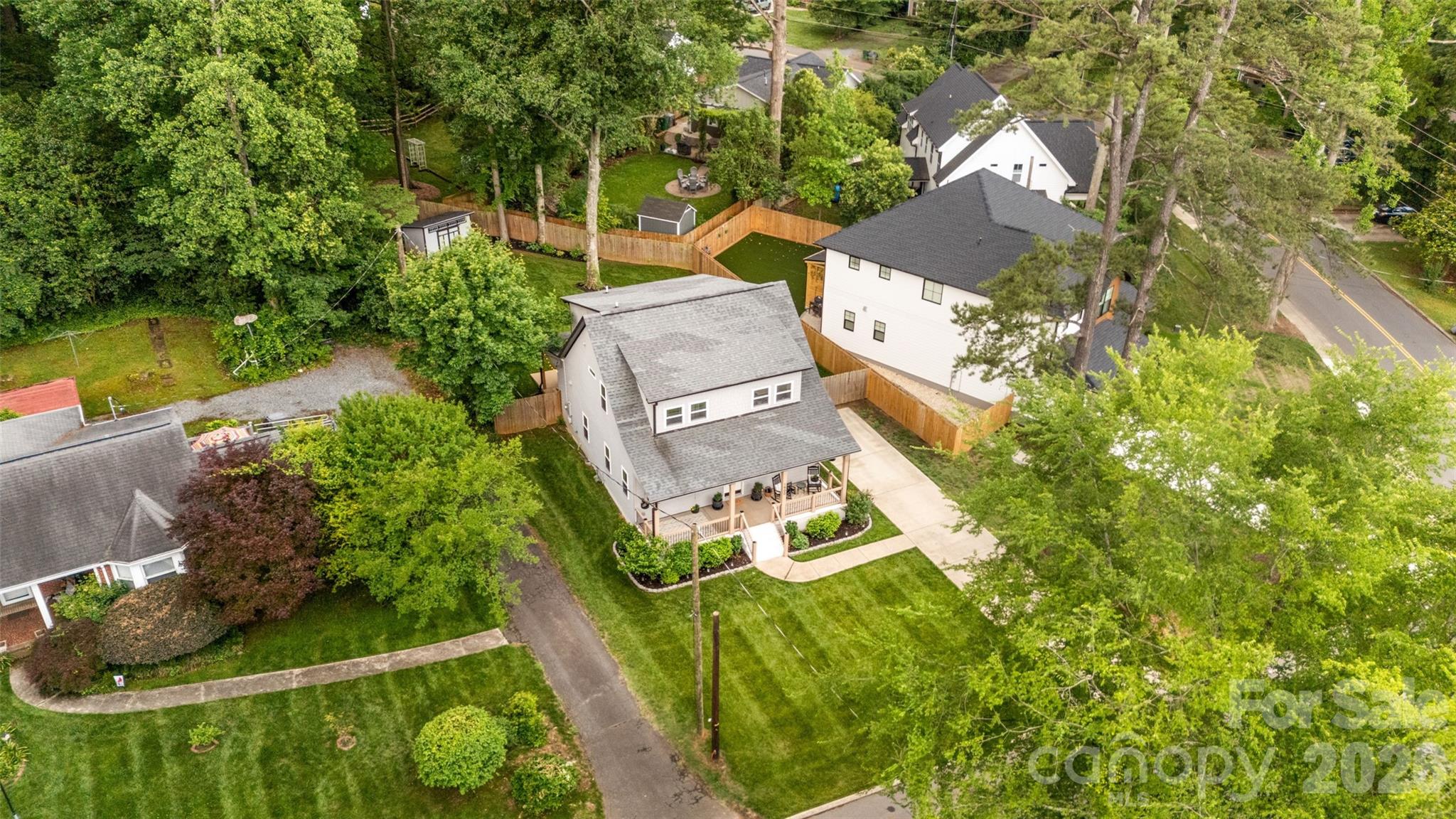 Merry Oaks - Residential