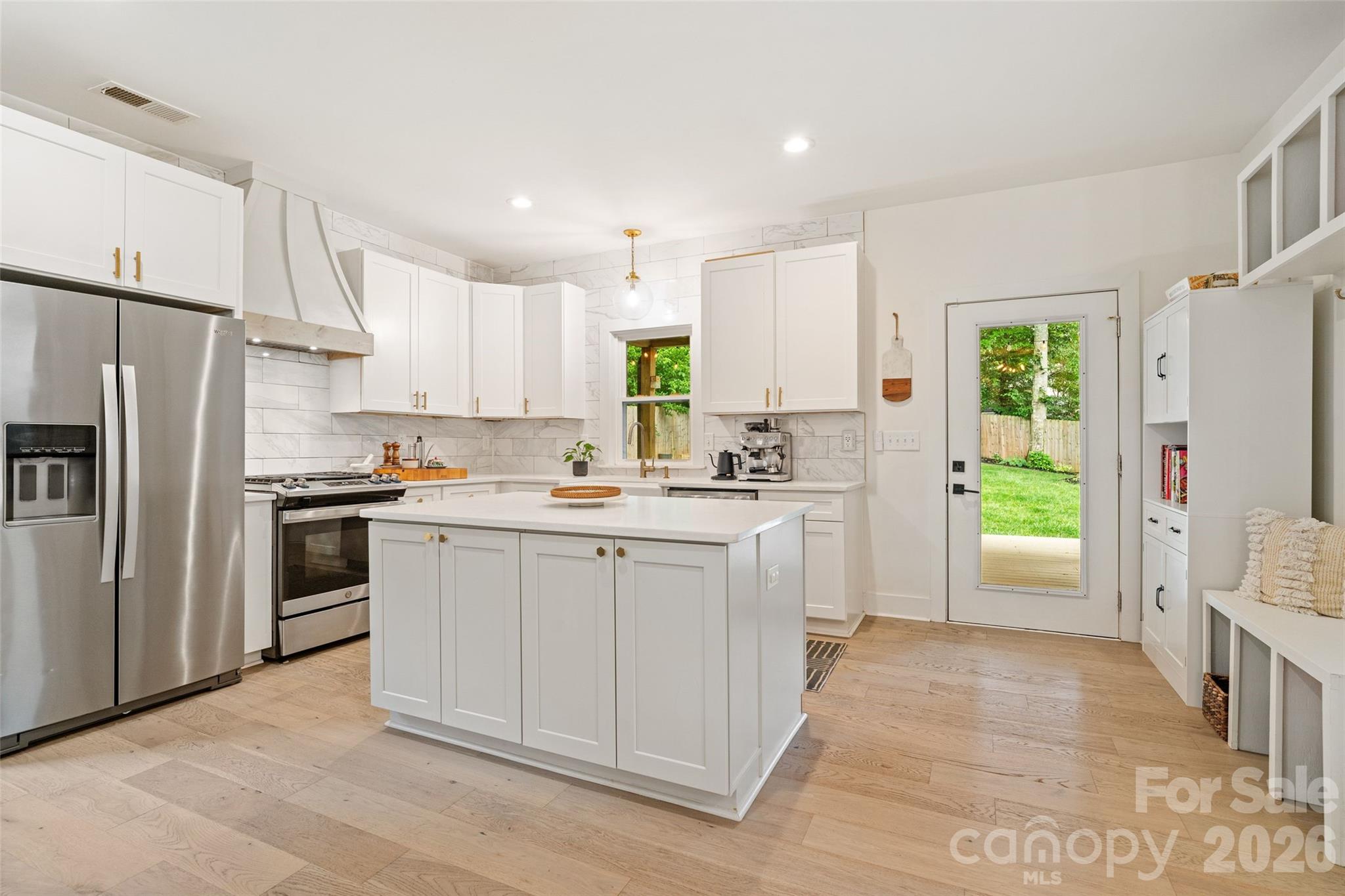 Merry Oaks - Residential