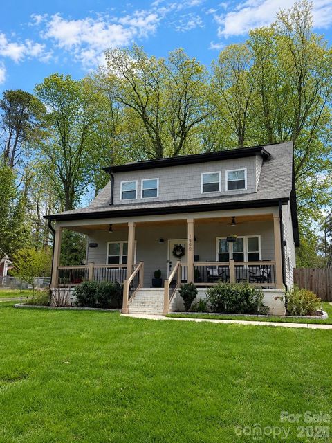 Photo of 1900 Arnold Drive, Charlotte, NC 28205 (MLS # 4384281)