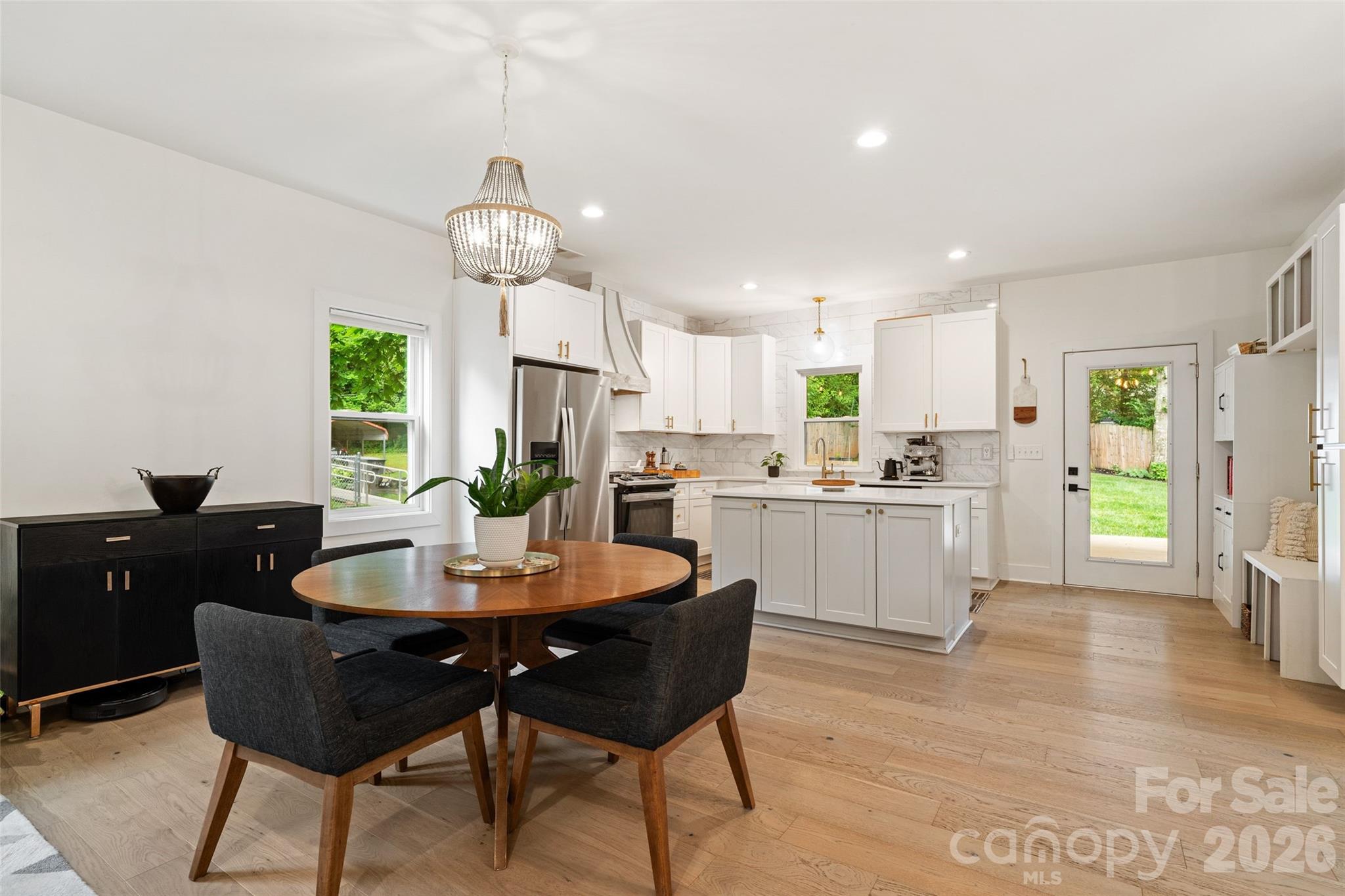 Merry Oaks - Residential