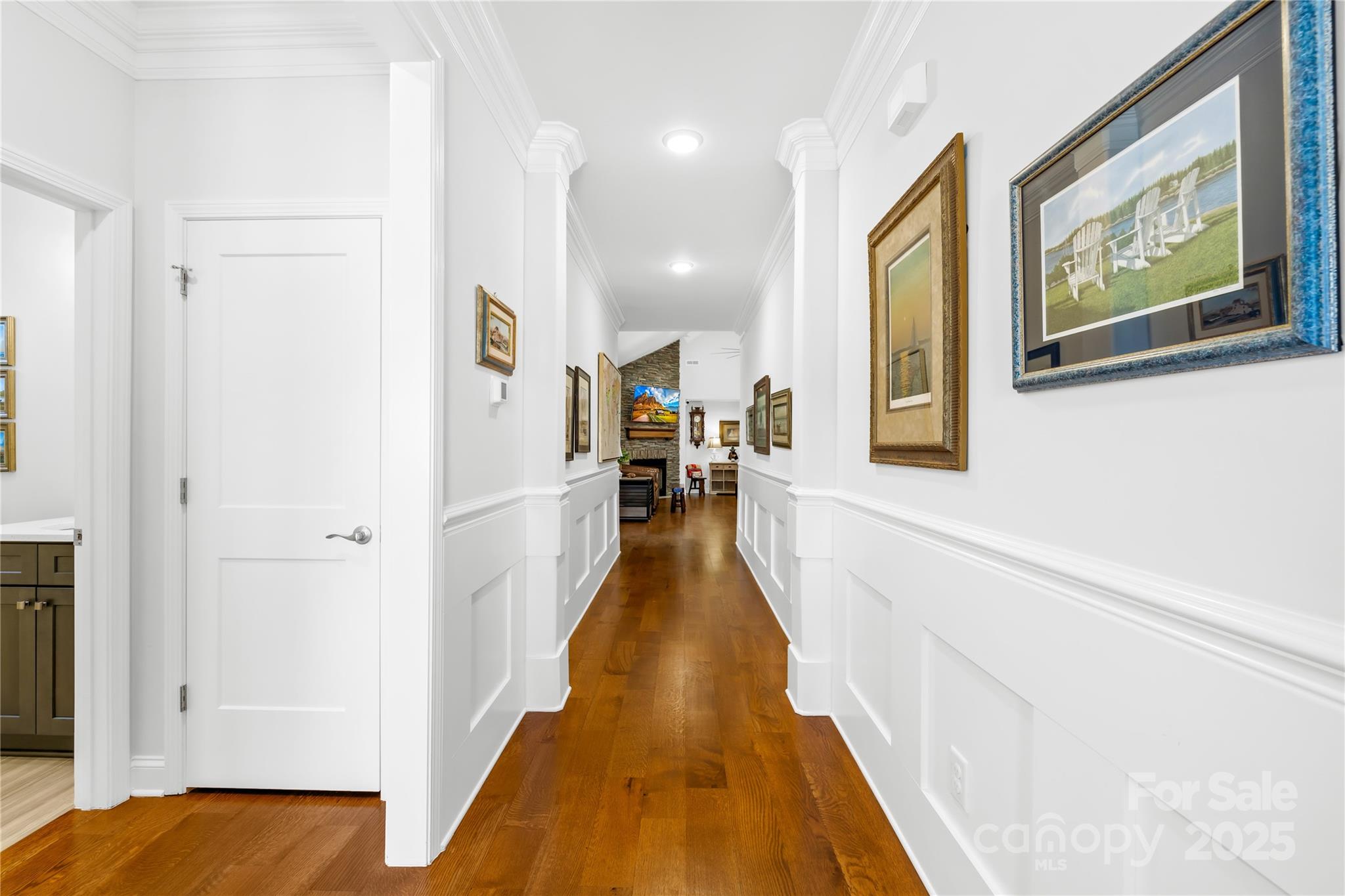 1140 Golden Hill Lane