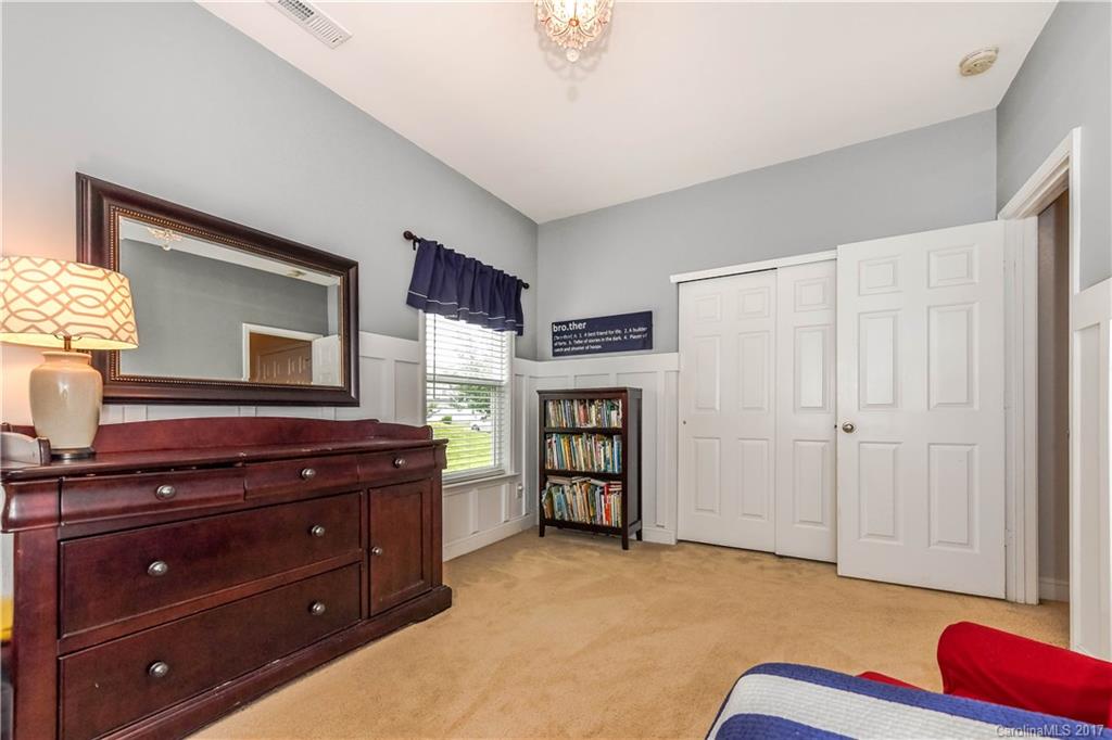 English Trails - Residential