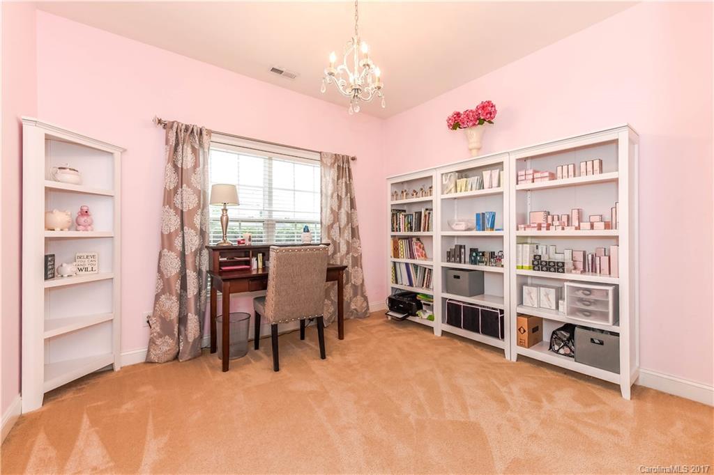 English Trails - Residential